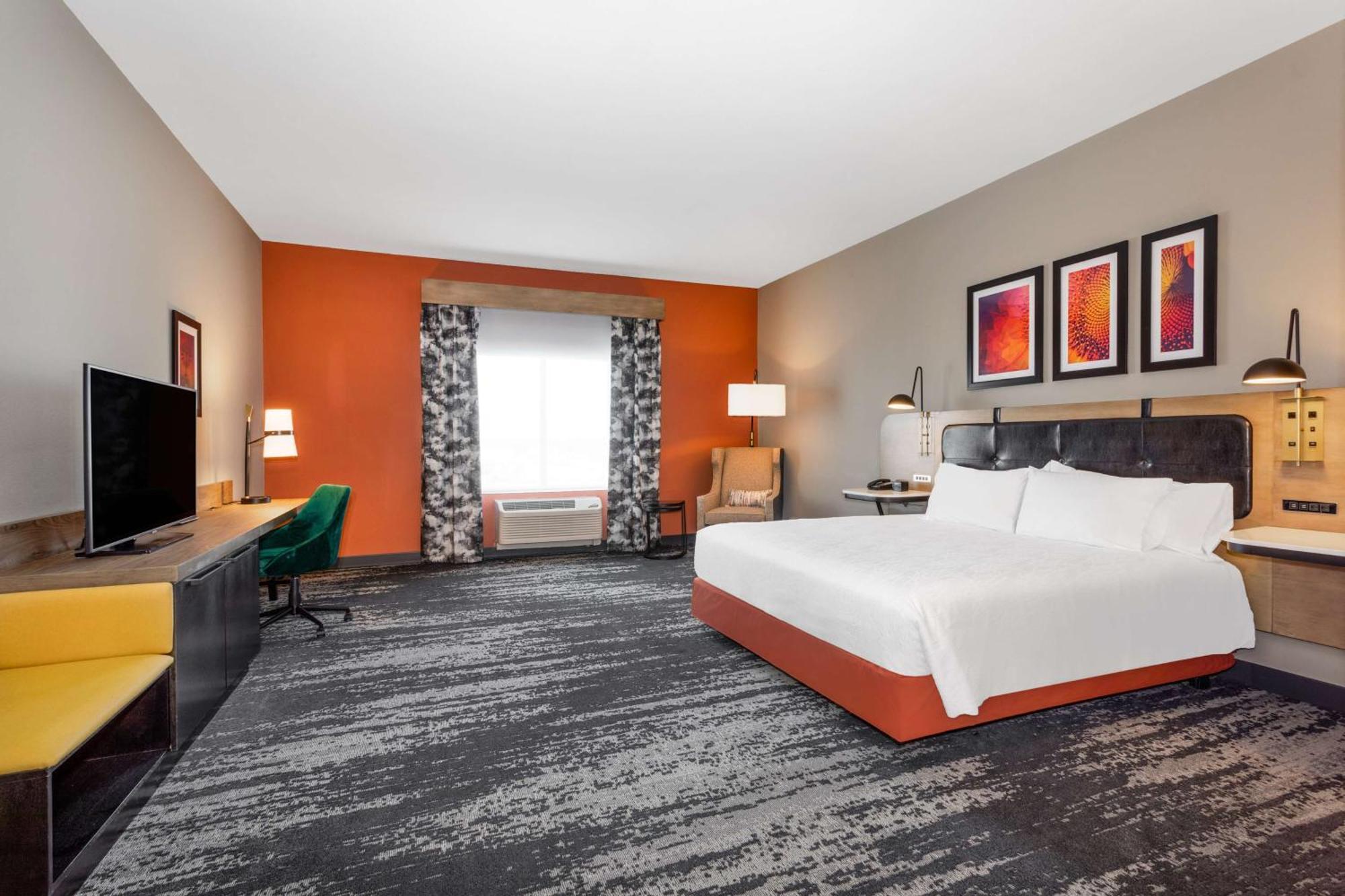 Hilton Garden Inn Hays, Ks Zewnętrze zdjęcie