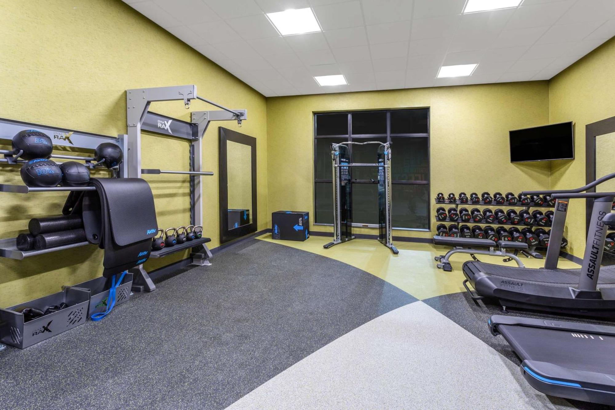 Hilton Garden Inn Hays, Ks Zewnętrze zdjęcie